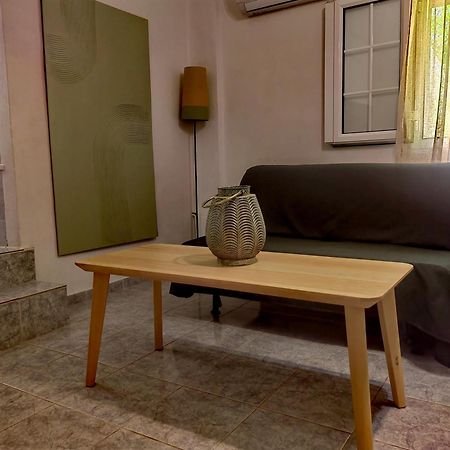 Iliakti Relaxing Seaside Villa Саламис Екстериор снимка